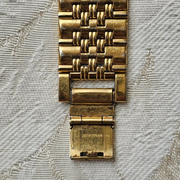 Elgin Black and Gold Tone Diamond Quartz Stainless Steel Watch - Picture 14 of 16